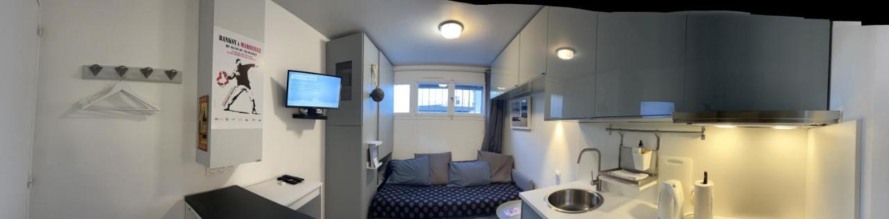 Cabine 17 Cosy Et Calme Au Dessus Du Vieux Port Marseille Exteriör bild